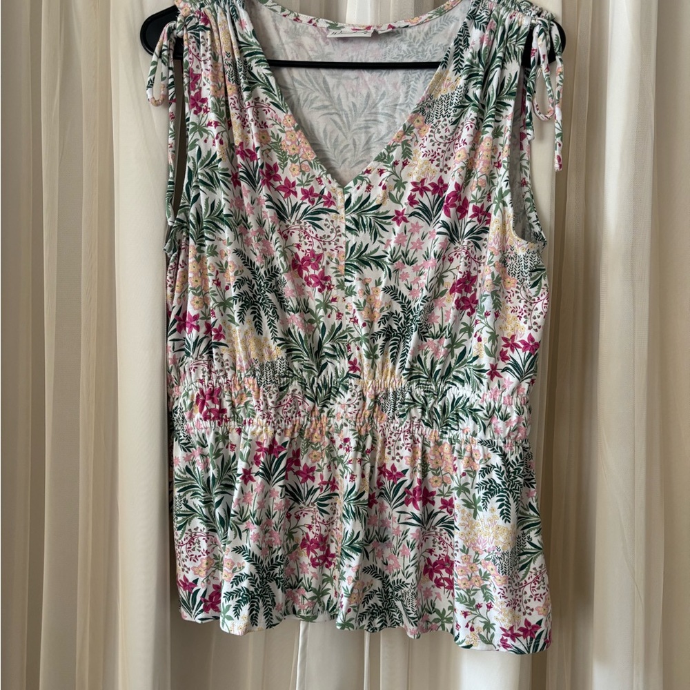 Women’s Floral Sleeveless Top